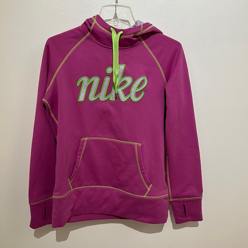 NIKE therma-fit hoodie